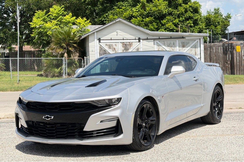 2019 Chevrolet Camaro Image 4