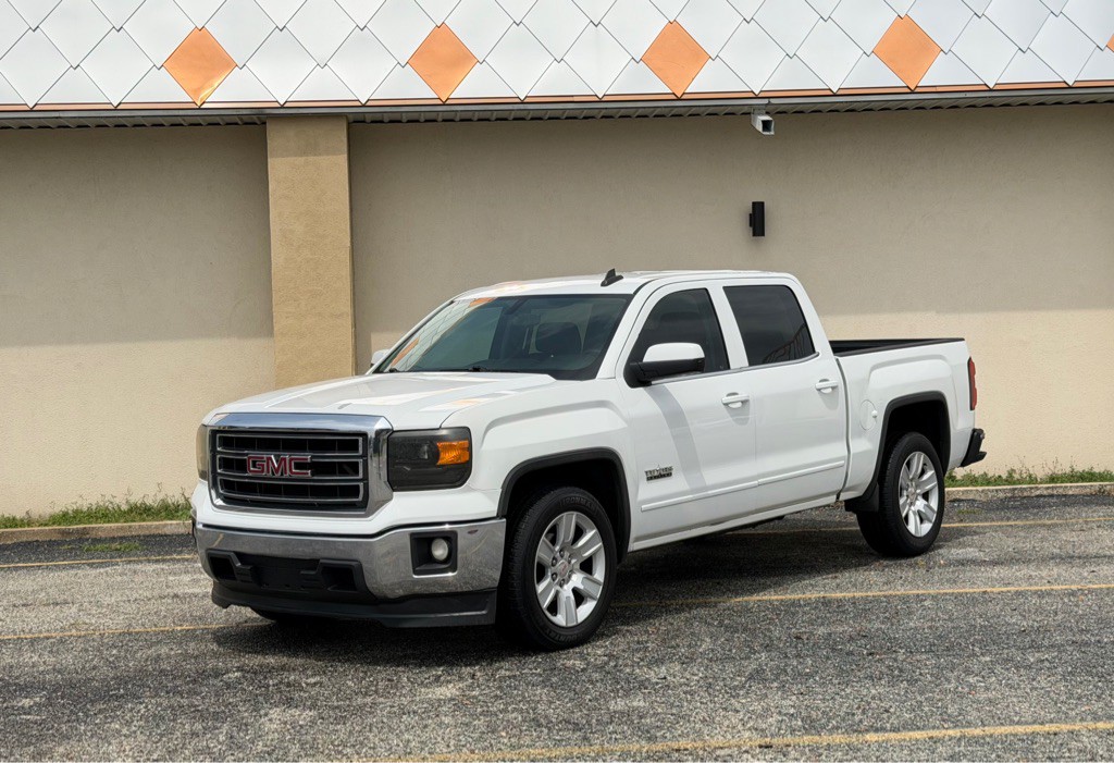 2015 GMC Sierra Image 1