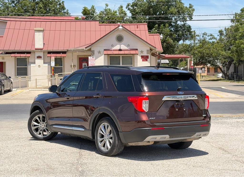 2020 Ford Explorer Image 5