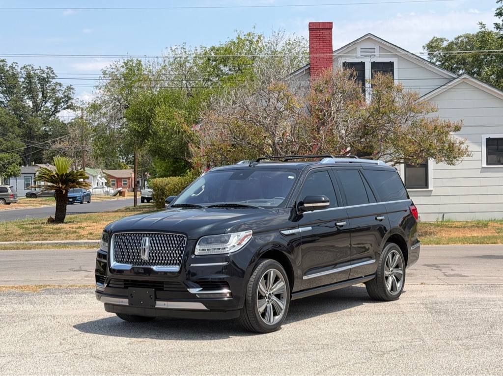 2019 Lincoln Navigator Image 4