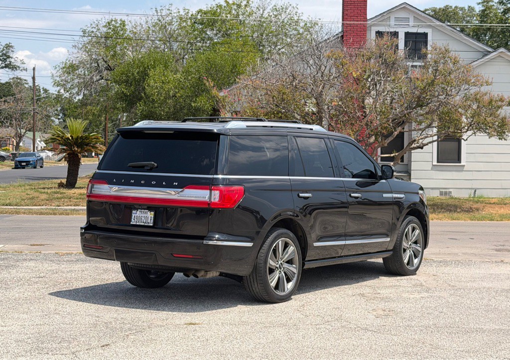 2019 Lincoln Navigator Image 6