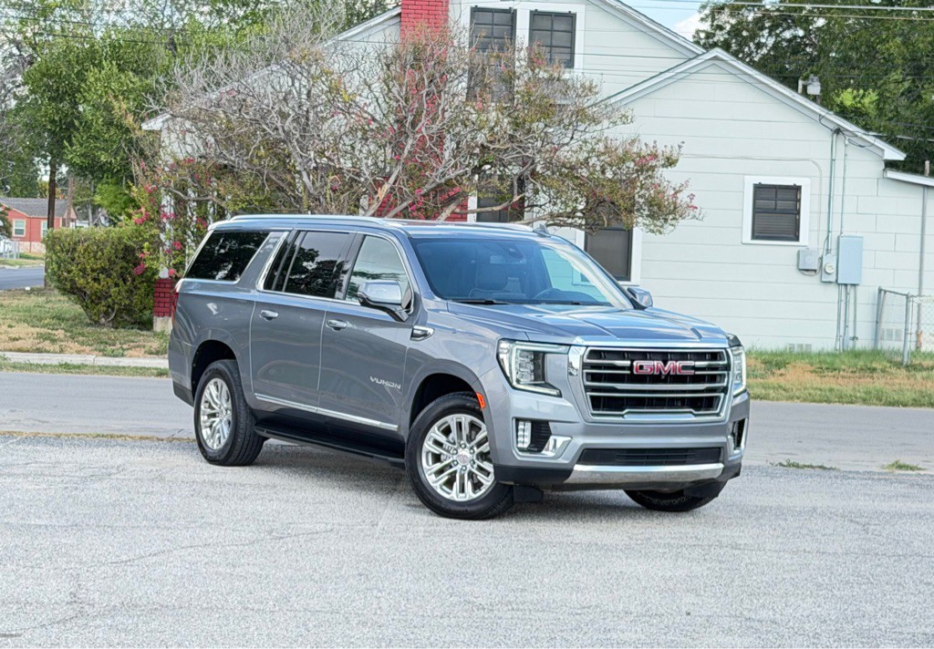 2021 GMC Yukon Image 4