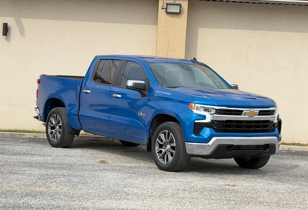 2023 Chevrolet Silverado 1500 Image 1