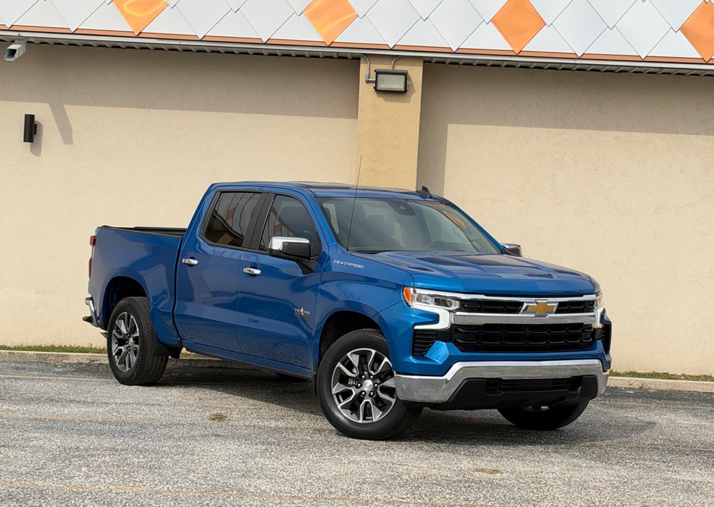 2023 Chevrolet Silverado 1500 Image 5