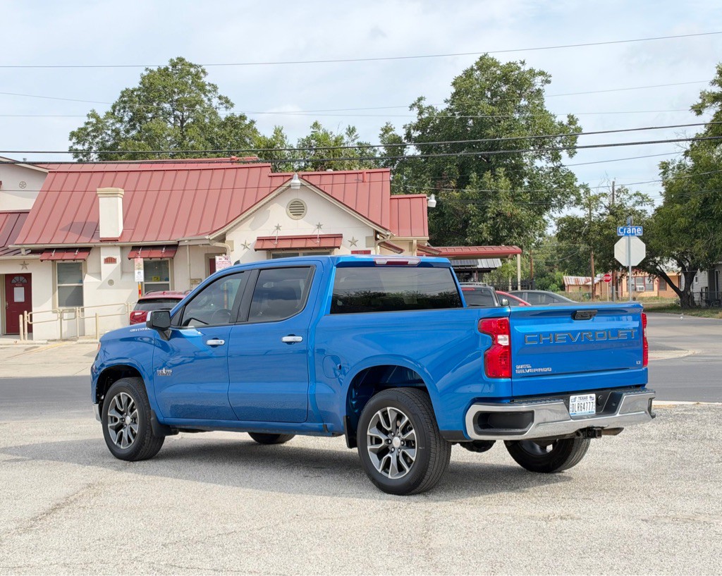2023 Chevrolet Silverado 1500 Image 6
