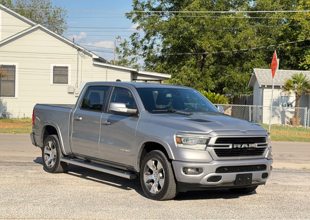 2020 RAM 1500 Image 3
