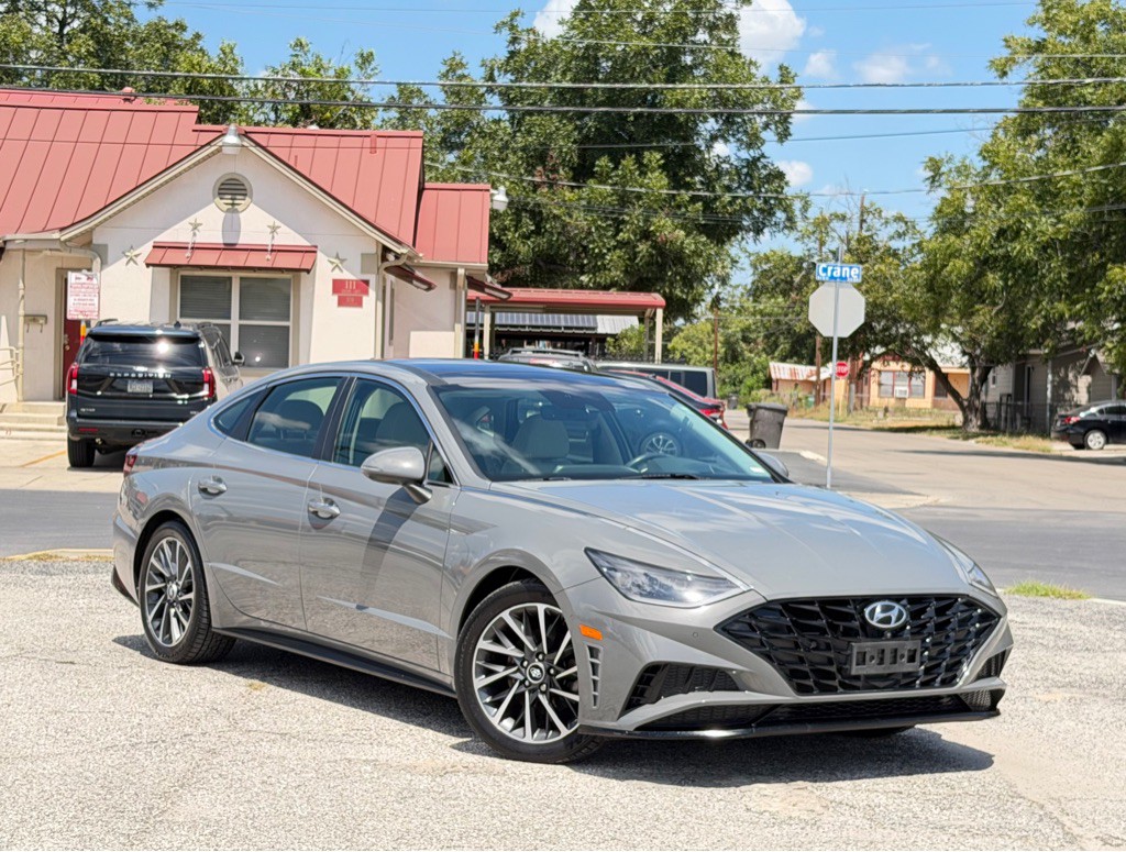 2021 Hyundai Sonata Image 2