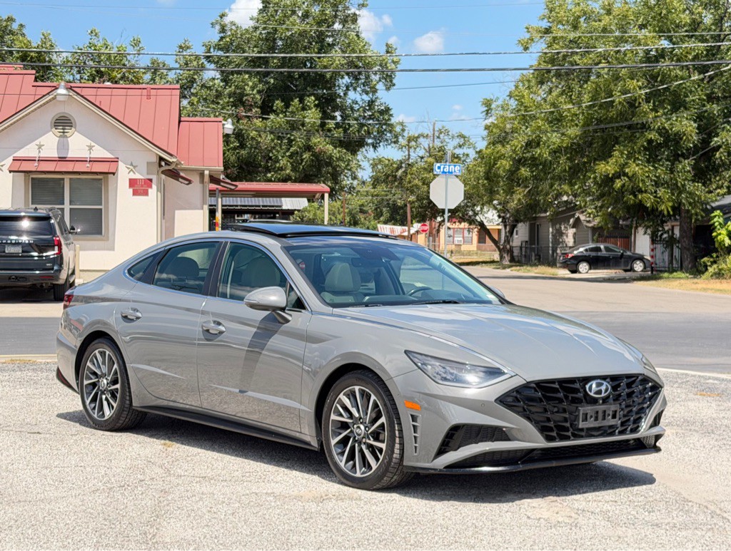 2021 Hyundai Sonata Image 3