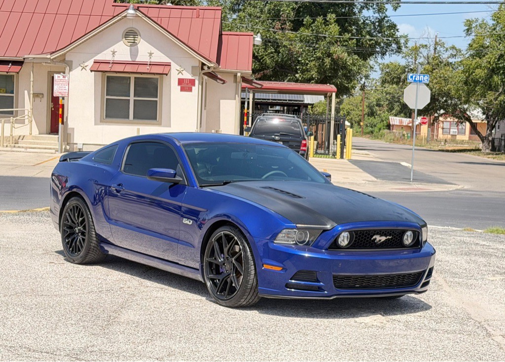 2013 Ford Mustang Image 6