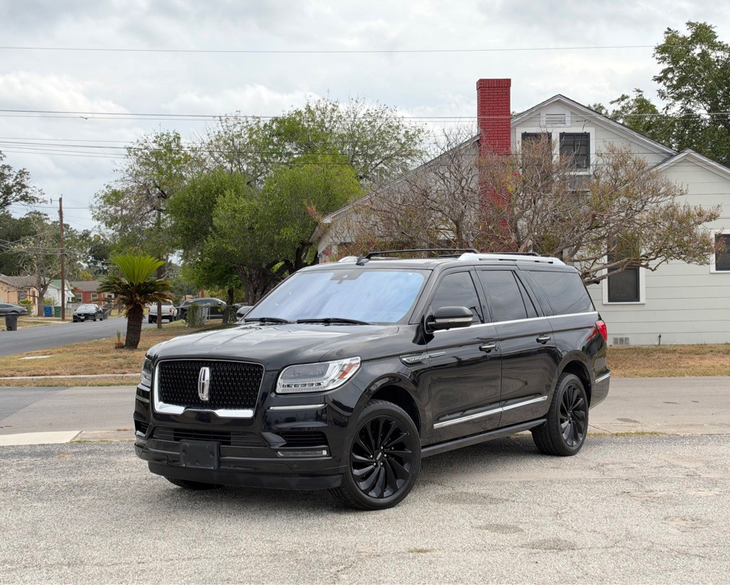 2020 Lincoln Navigator Image 1