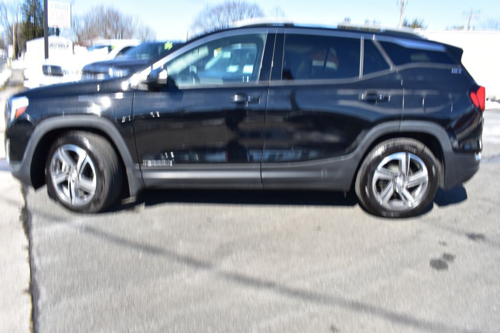2020 GMC Terrain Image 4
