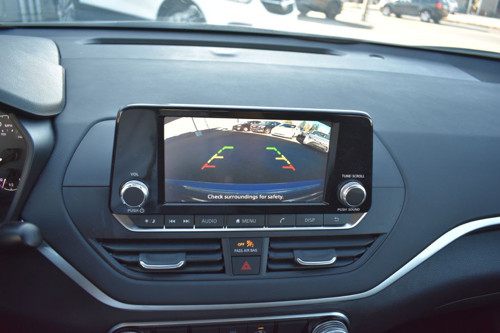 2023 Nissan Altima Image 22