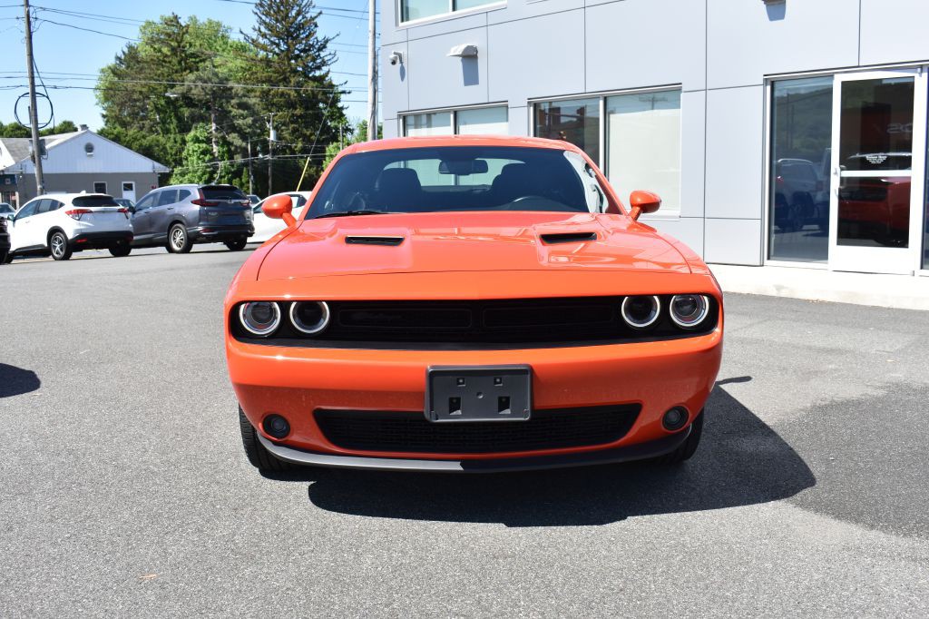 2023 Dodge Challenger Image 2