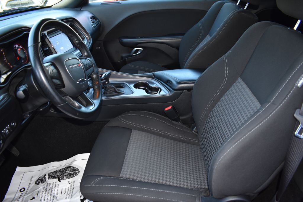 2023 Dodge Challenger Image 13