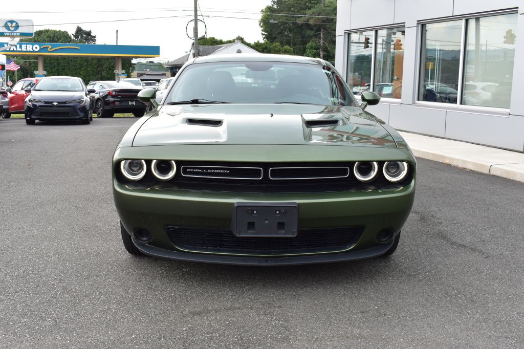 2023 Dodge Challenger Image 2