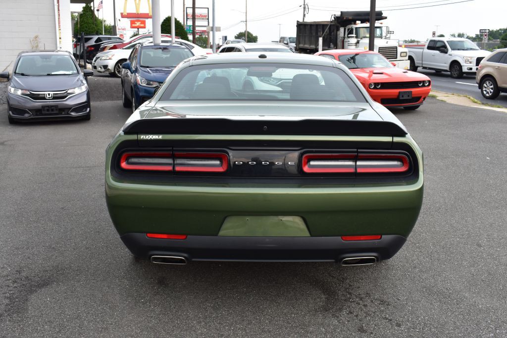 2023 Dodge Challenger Image 9