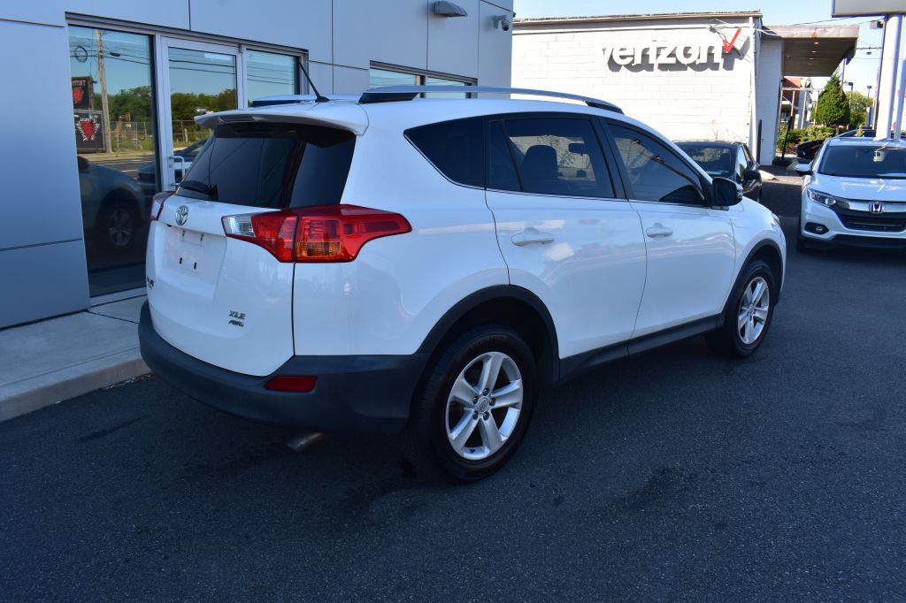 2013 Toyota Rav4 Image 5