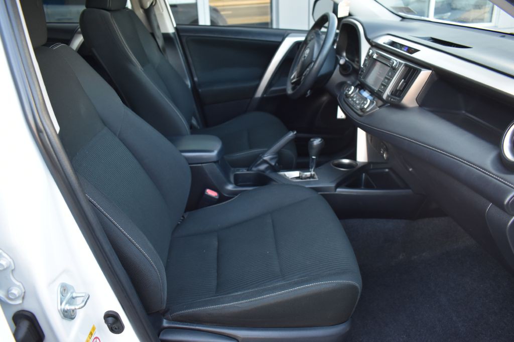 2013 Toyota Rav4 Image 15