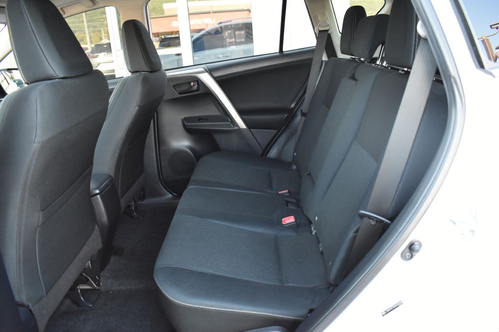 2013 Toyota Rav4 Image 16