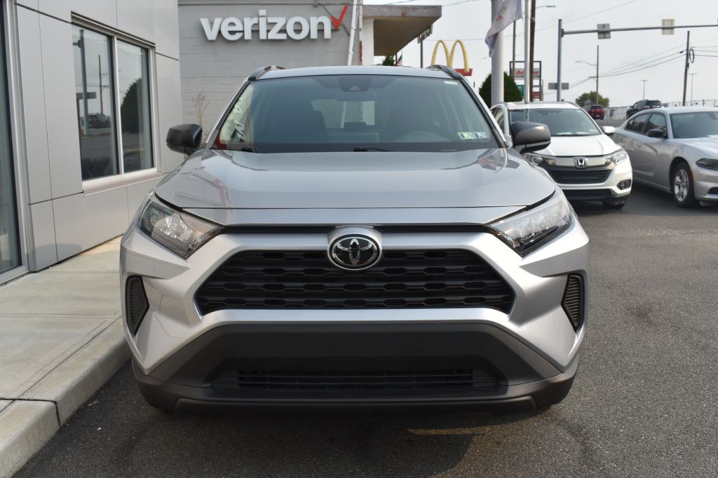 2020 Toyota Rav4 Image 2