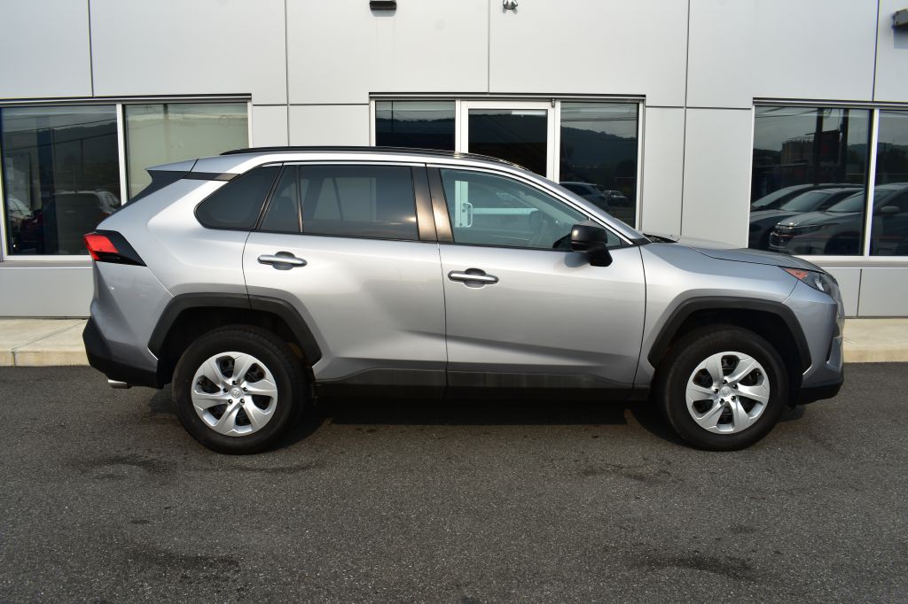 2020 Toyota Rav4 Image 3
