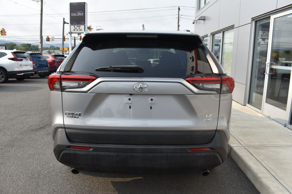 2020 Toyota Rav4 Image 9