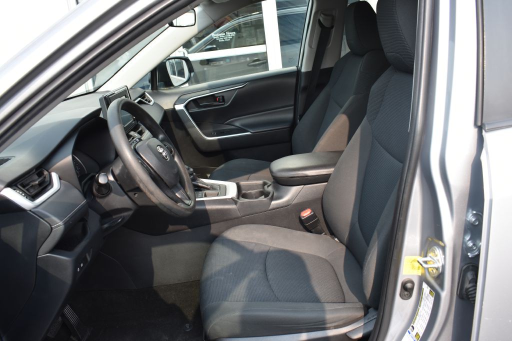 2020 Toyota Rav4 Image 14