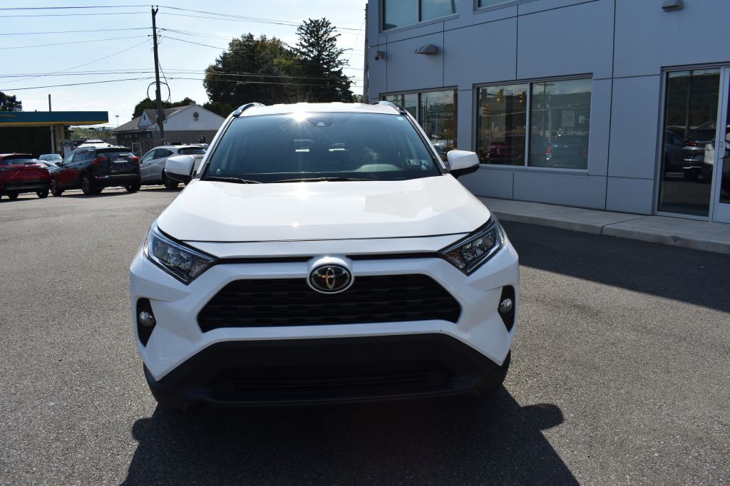 2021 Toyota Rav4 Image 2