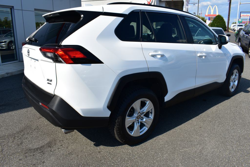 2021 Toyota Rav4 Image 4