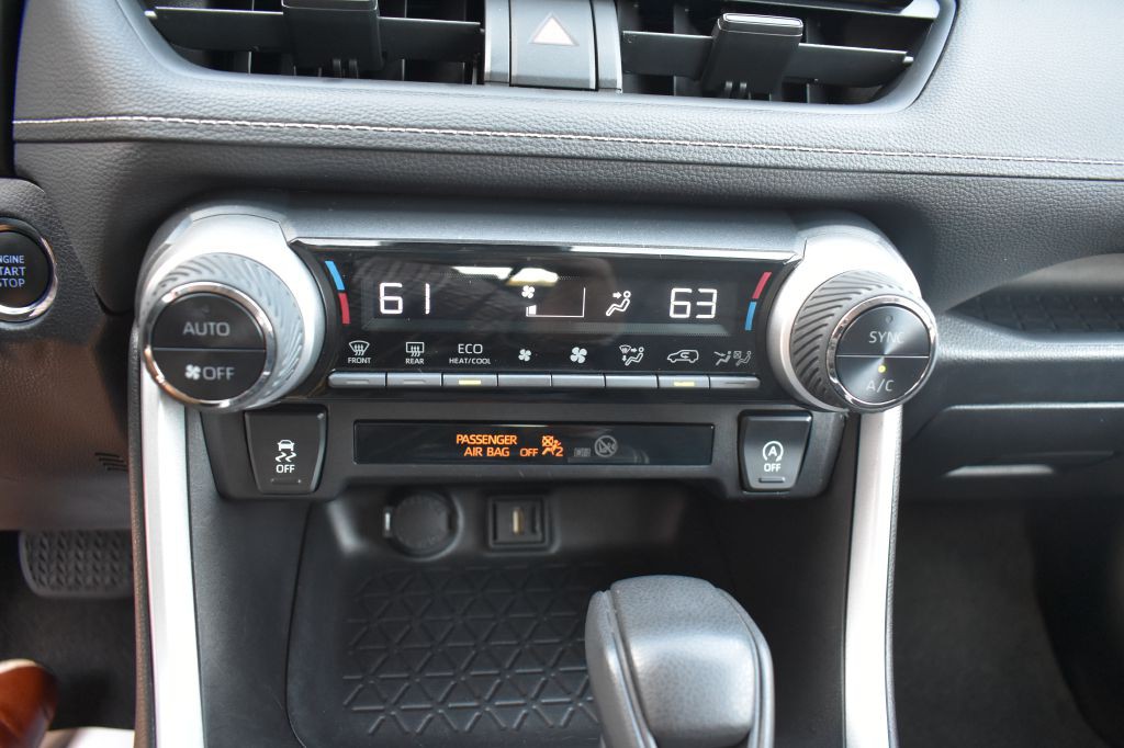 2021 Toyota Rav4 Image 17