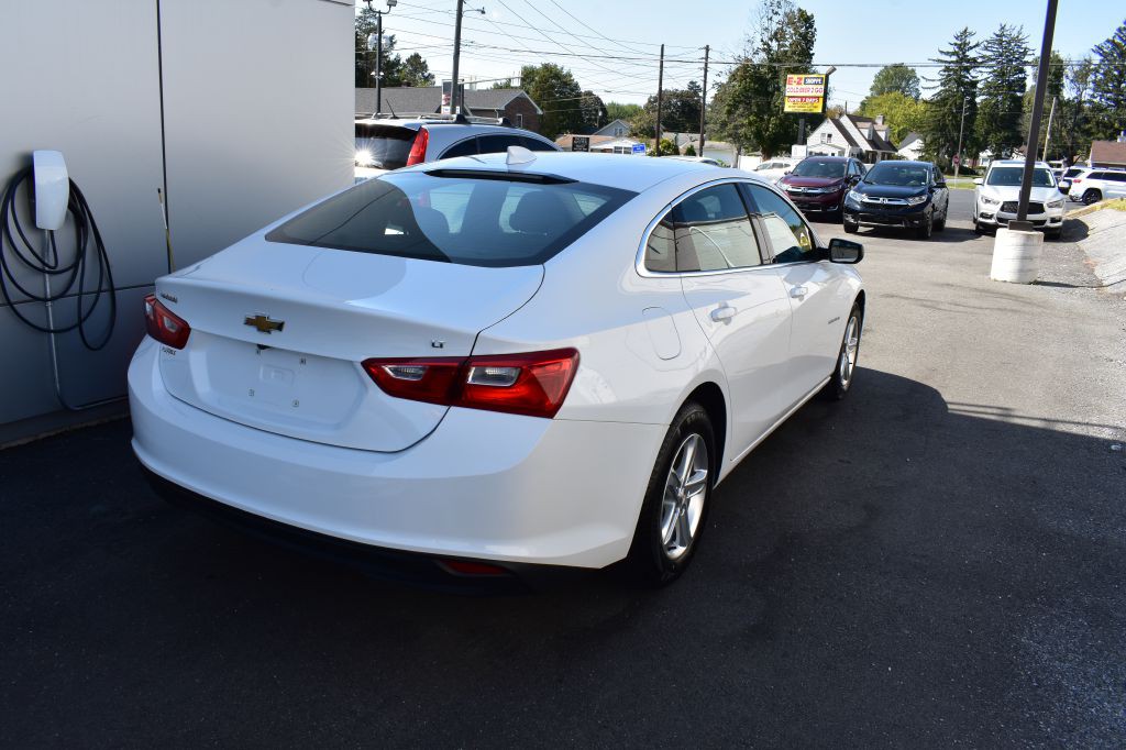 2023 Chevrolet Malibu Image 5