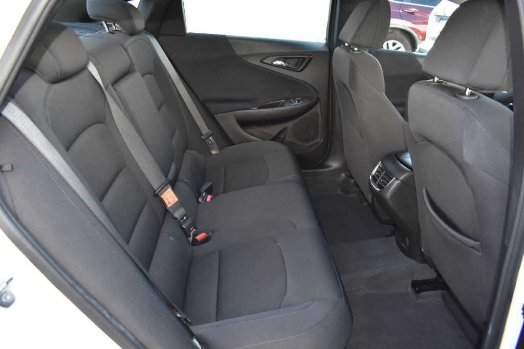 2023 Chevrolet Malibu Image 18