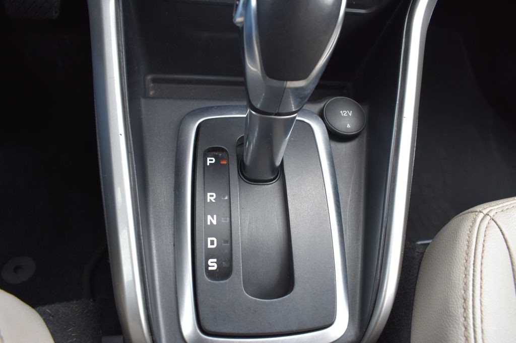 2018 Ford Econoline Image 25