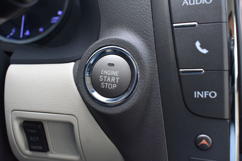 2013 Lexus IS 250 Image 18
