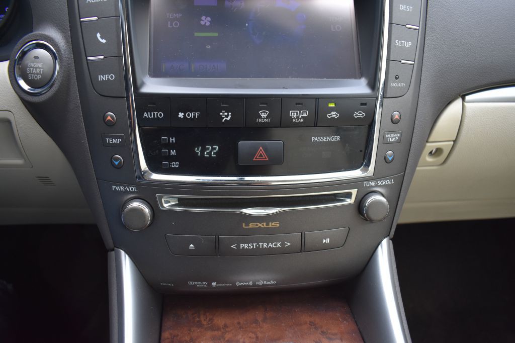 2013 Lexus IS 250 Image 22