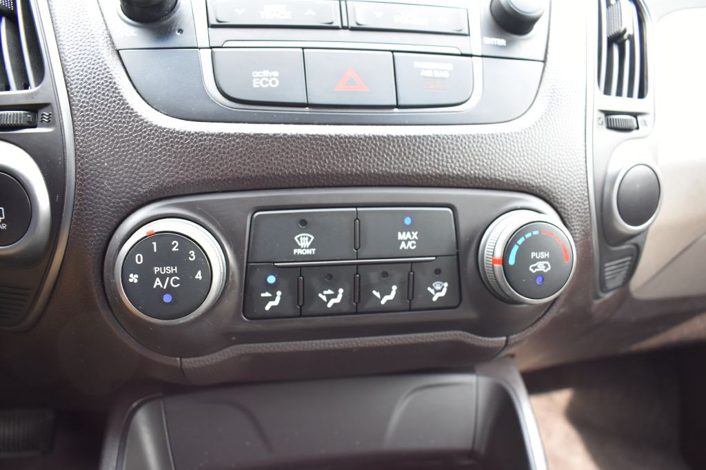 2015 Hyundai Tucson Image 13
