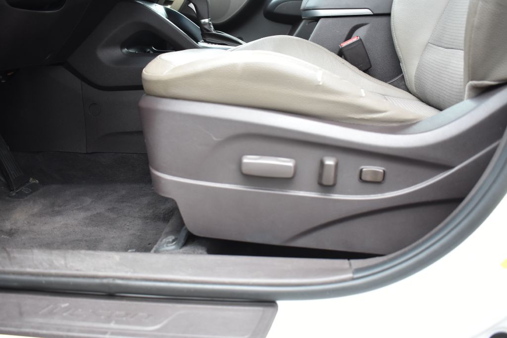 2015 Hyundai Tucson Image 15