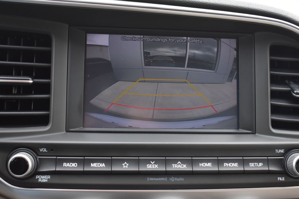 2019 Hyundai Elantra Image 12
