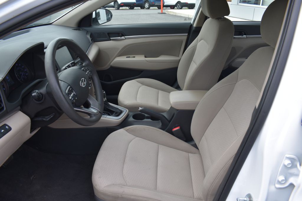 2019 Hyundai Elantra Image 13