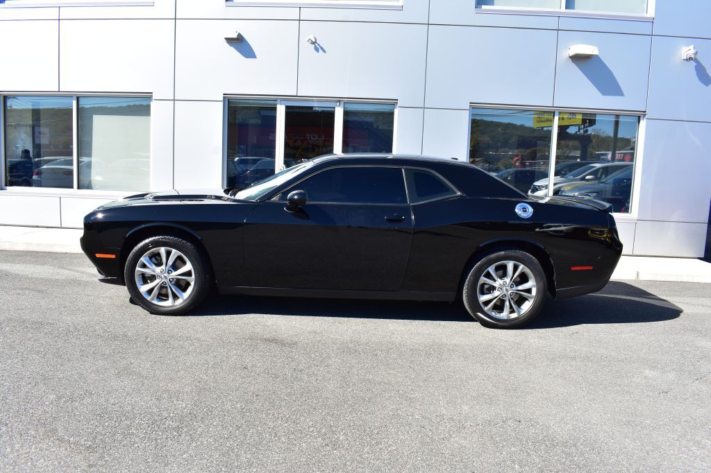 2023 Dodge Challenger Image 3
