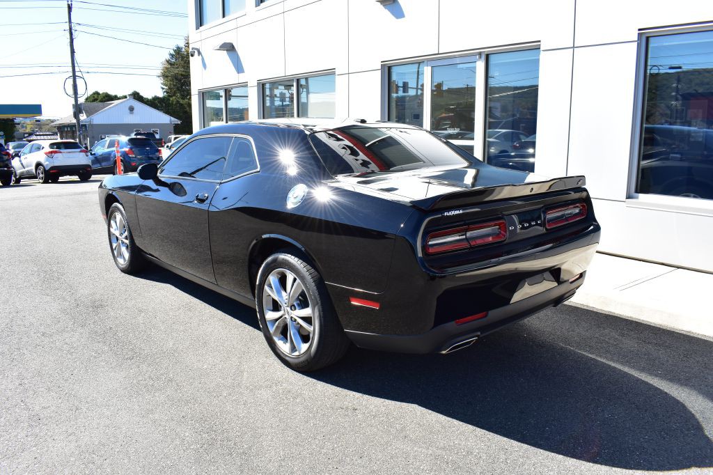 2023 Dodge Challenger Image 5