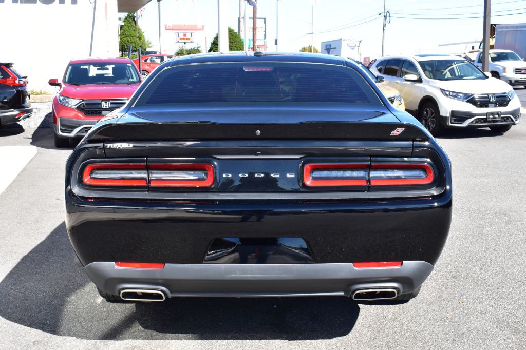 2023 Dodge Challenger Image 9