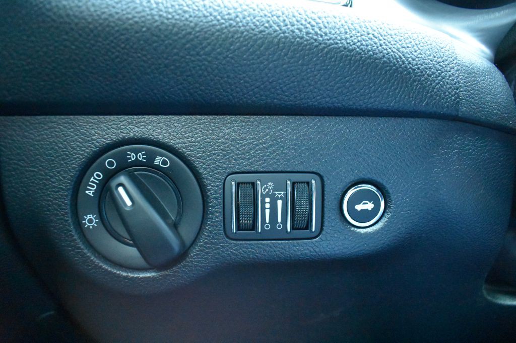 2023 Dodge Challenger Image 20