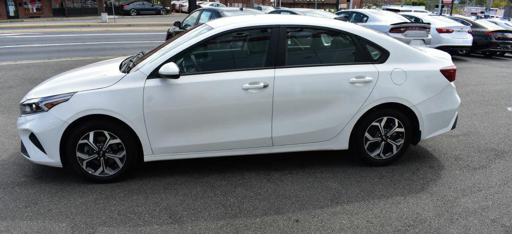 2023 Kia Forte Image 6