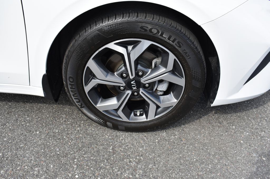 2023 Kia Forte Image 10