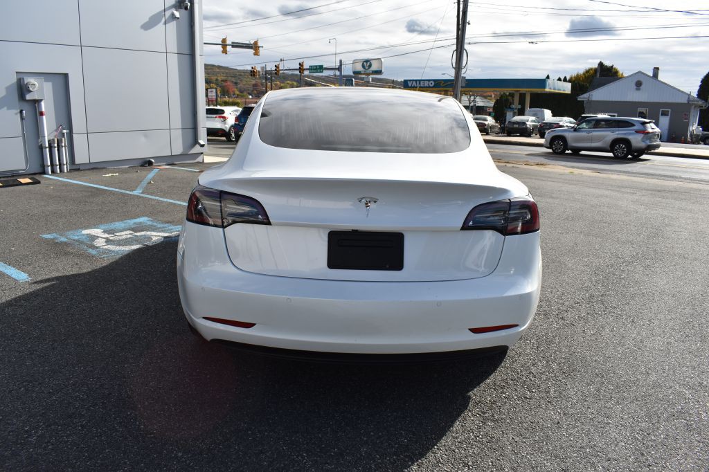 2020 Tesla Model 3 Image 9