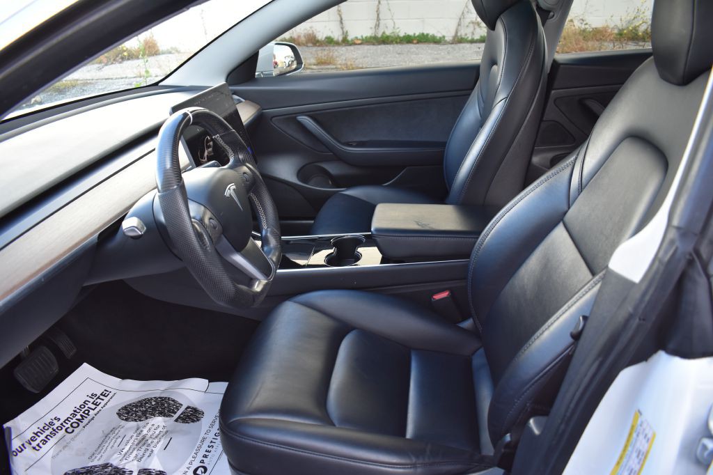 2020 Tesla Model 3 Image 10