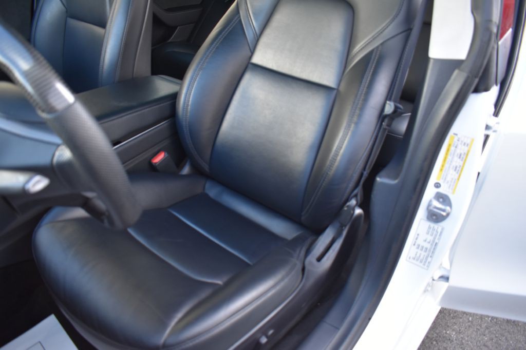 2020 Tesla Model 3 Image 11