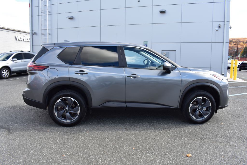 2024 Nissan Rogue Image 6