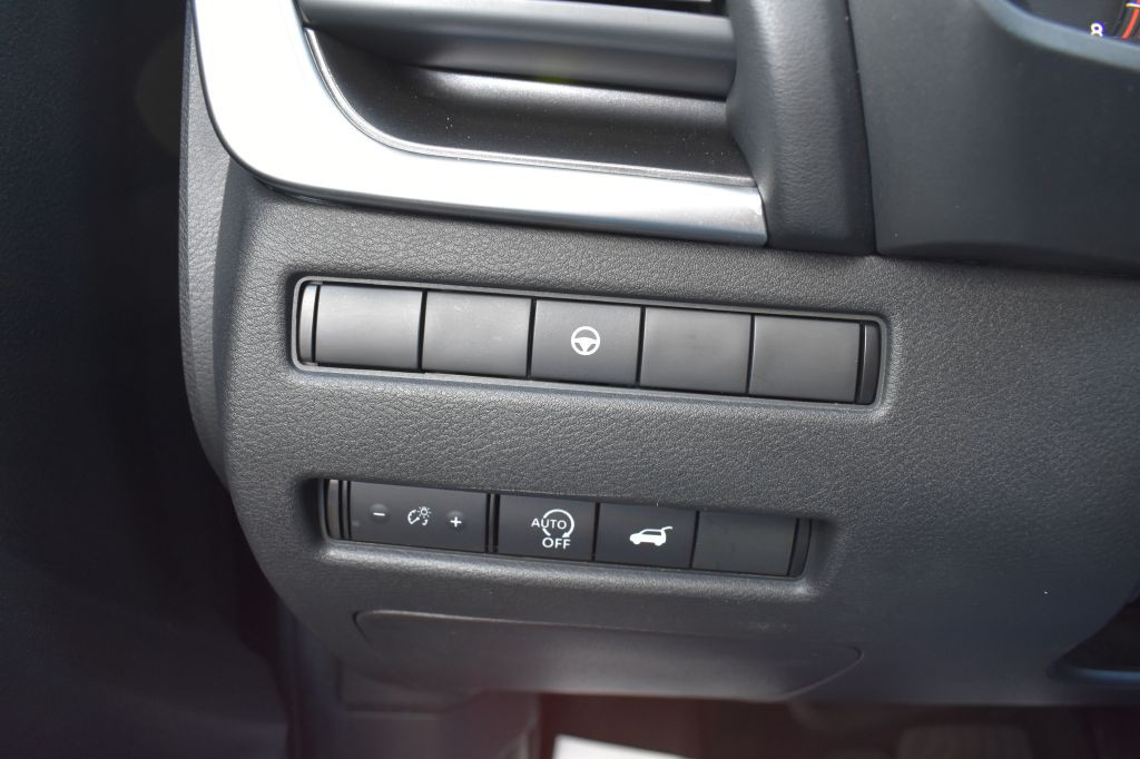 2024 Nissan Rogue Image 25